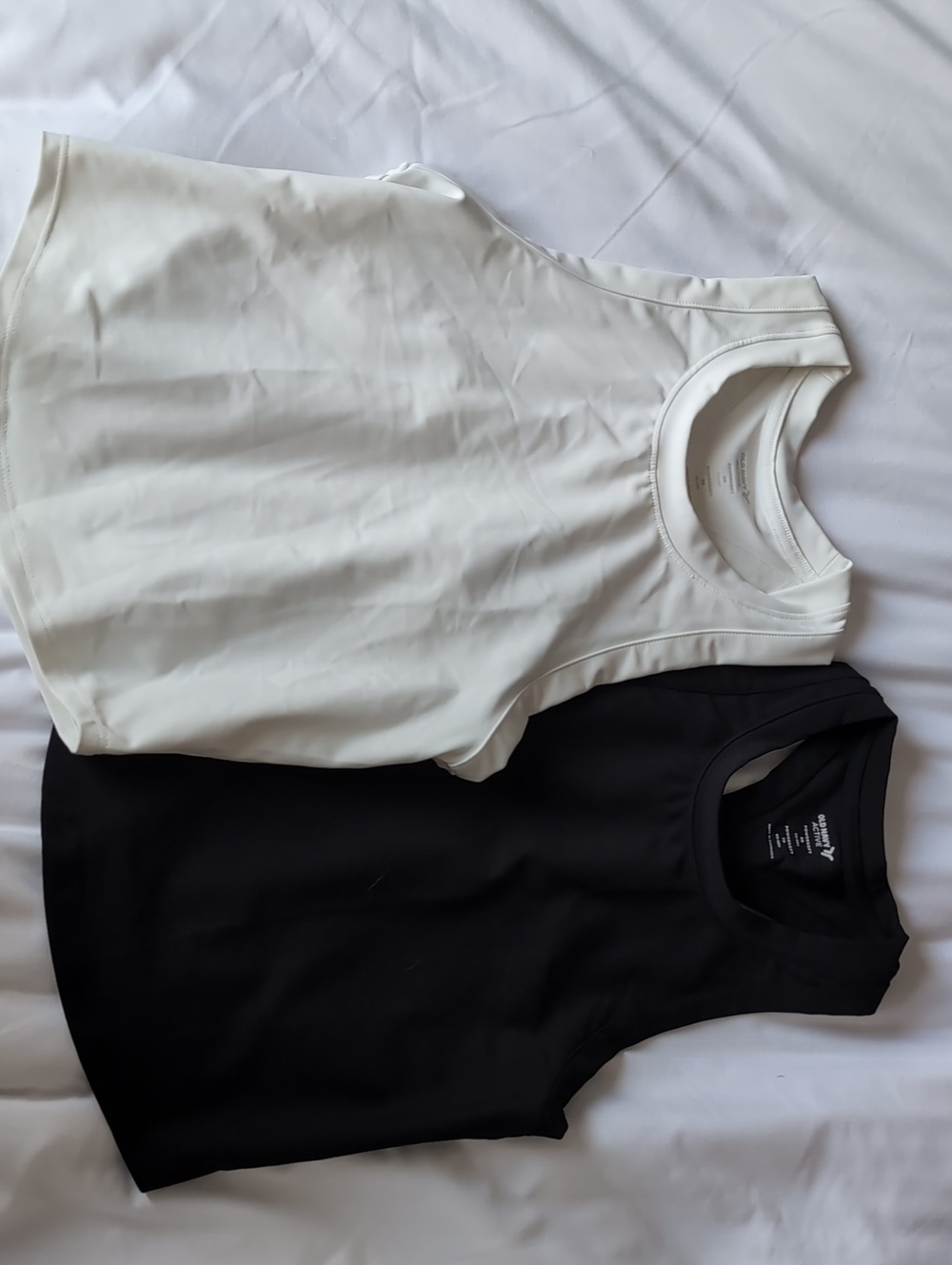 Old Navy Sleeveless Performance Tank Duo - White & Black